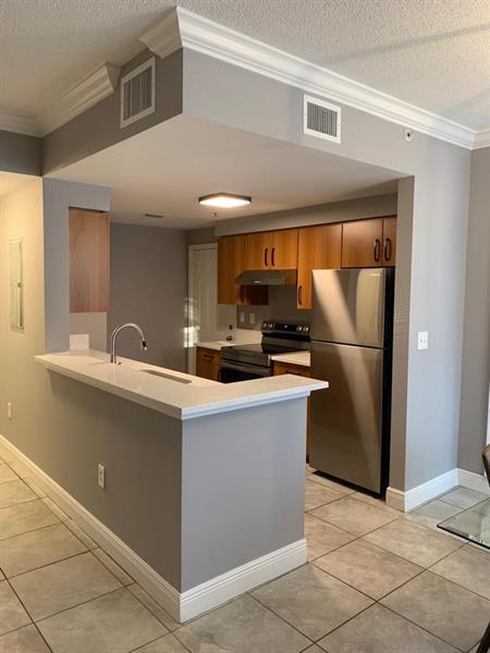 6020 West Sample Road, Unit 105 Coral Springs, FL 33067 - Photo 4 of 50 6020 W Sample Rd # 105 Coral Springs Kit