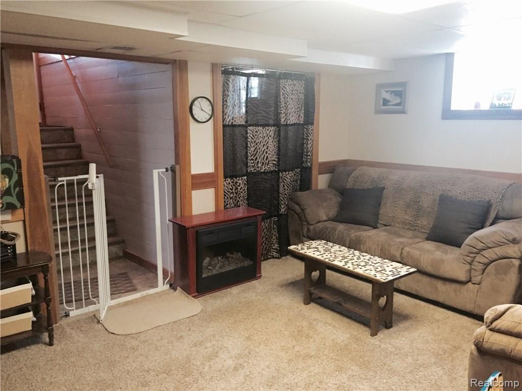 135 Riverside Drive Mount Clemens, MI 48043 - Photo 48 of 54 Gallery Image 48