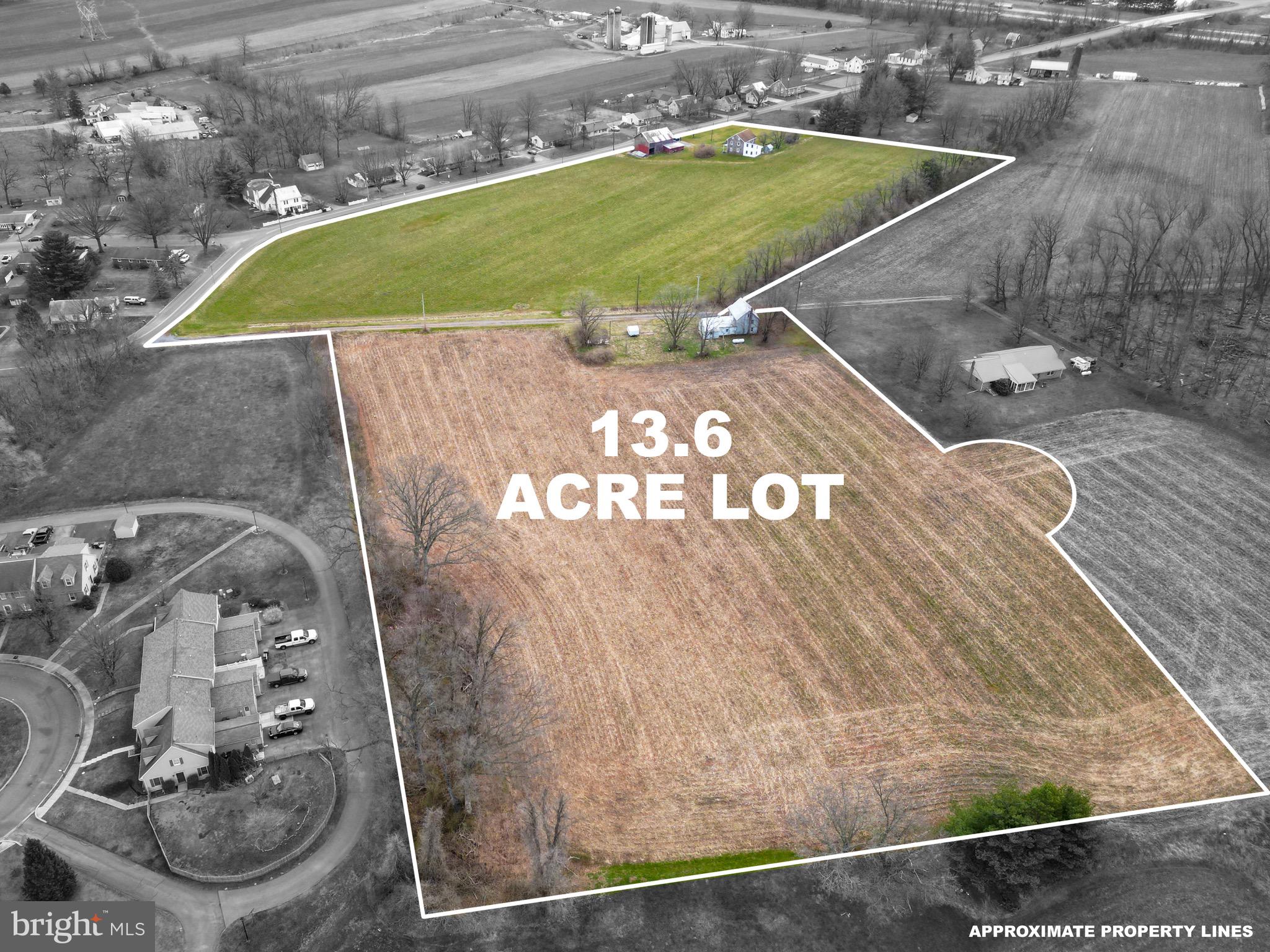 2101 Kramer Mill Road Stevens, PA 17578 - Photo 2 of 24 a view of a swimming pool with a yard