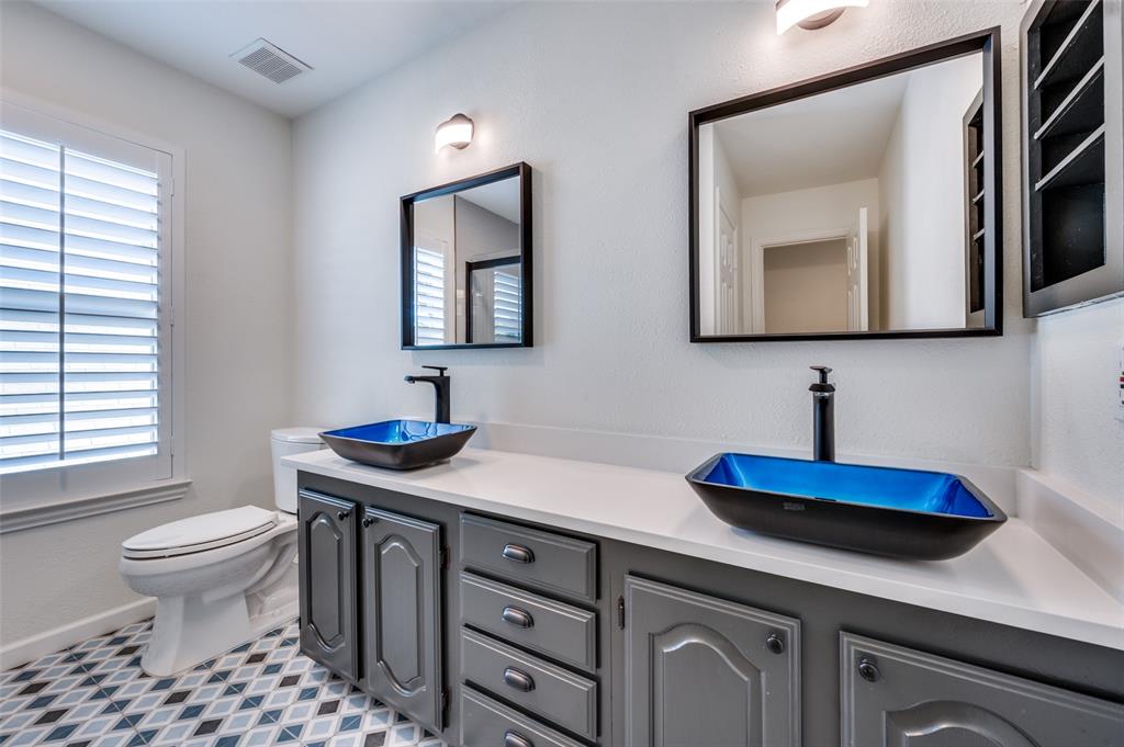 3772 Waterside Court Addison, TX 75001 - Photo 17 of 22