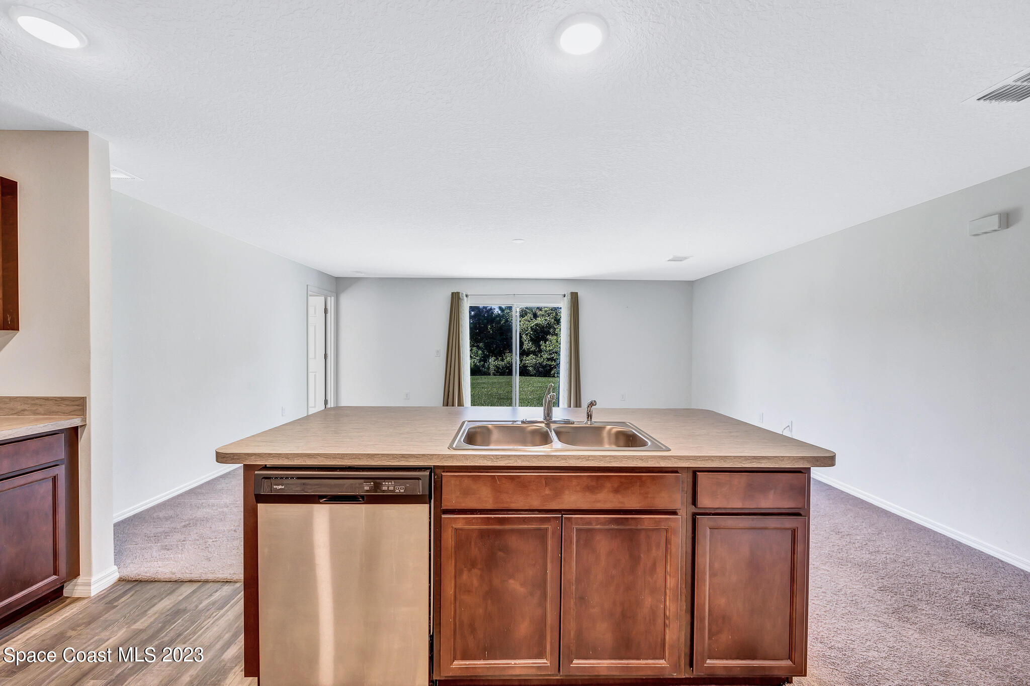 554 Octavius Road Southwest Palm Bay, FL 32908 - Photo 13 of 47 6O1A3962