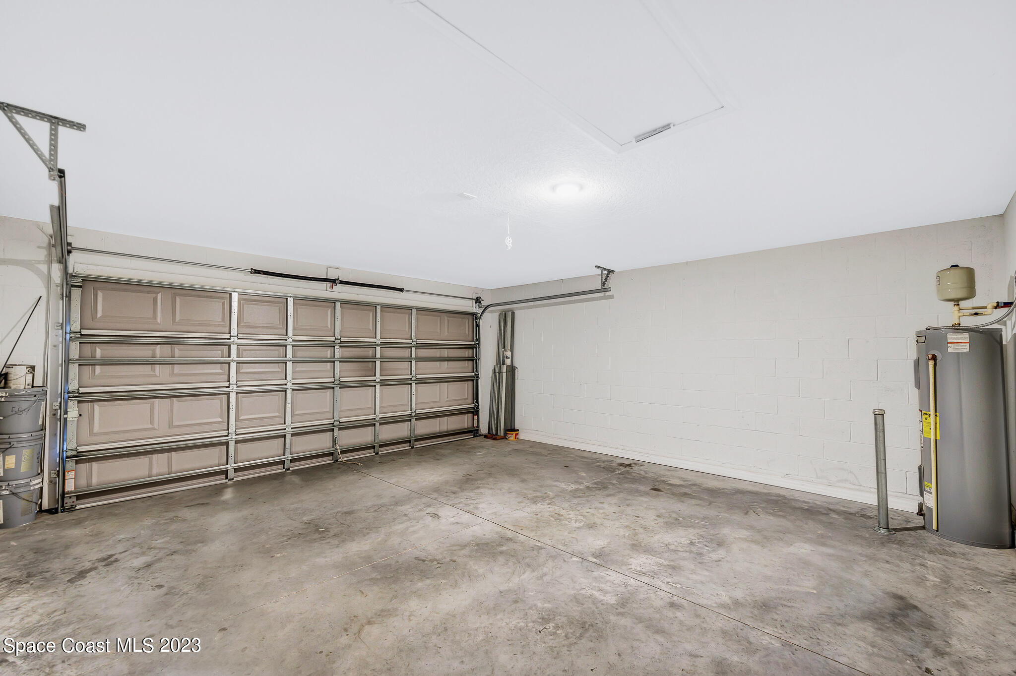 554 Octavius Road Southwest Palm Bay, FL 32908 - Photo 28 of 47 6O1A4012