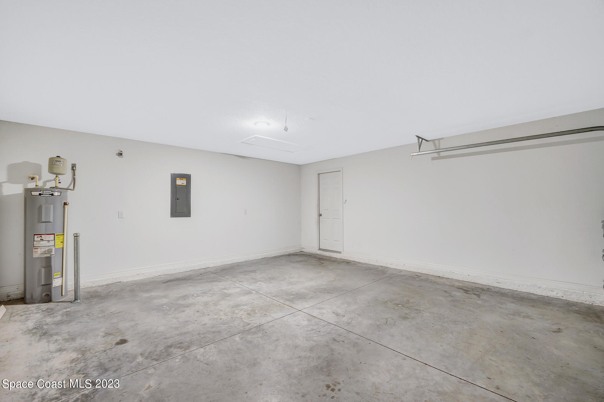 554 Octavius Road Southwest Palm Bay, FL 32908 - Photo 29 of 47 6O1A4017