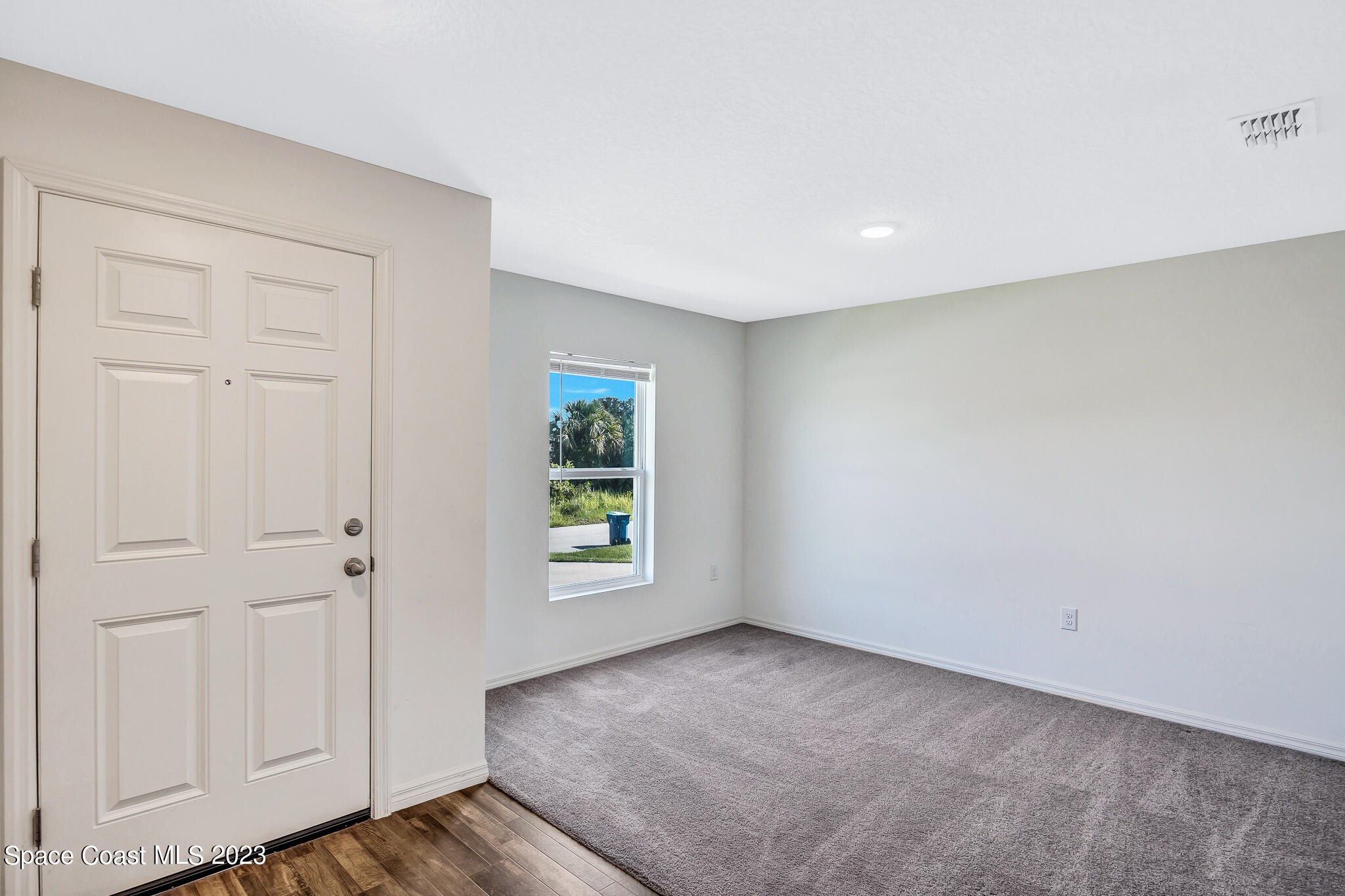554 Octavius Road Southwest Palm Bay, FL 32908 - Photo 3 of 47 6O1A3777