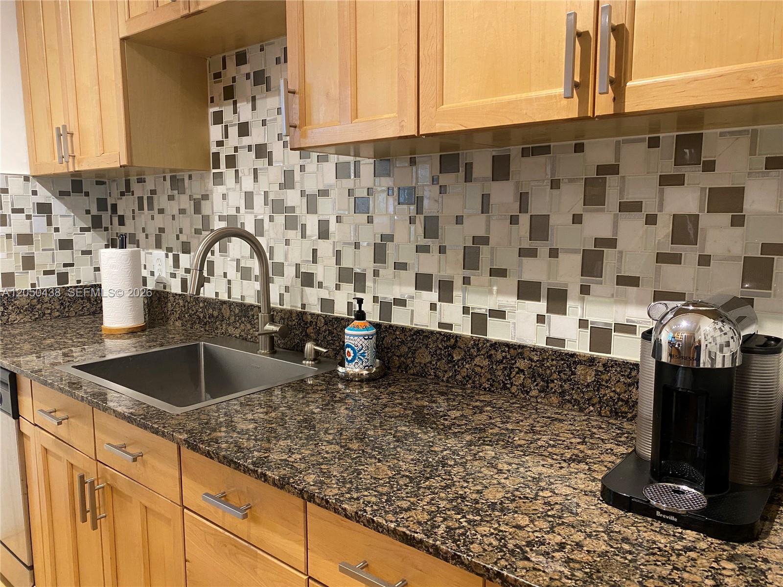 1242 Alton Road, Unit 205 Miami Beach, FL 33139 - Photo 10 of 25