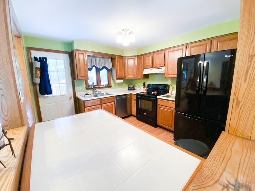 292 Dorset Road Athol, MA 01331 - Photo 6 of 30 Gallery Image 6