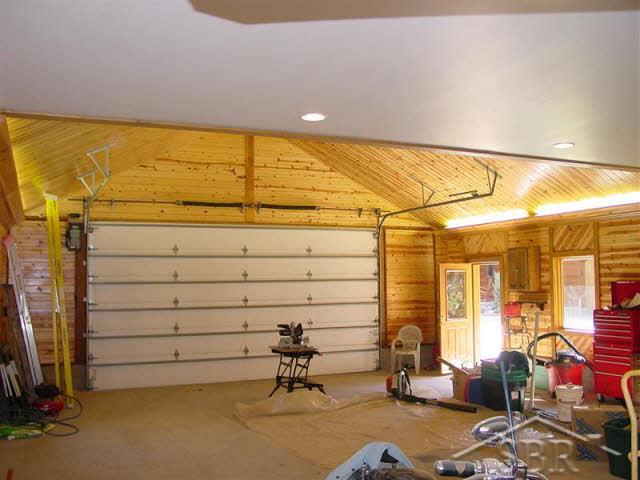 13686 Swan Creek Road Hemlock, MI 48626 - Photo 12 of 16 20102801-12.JPG