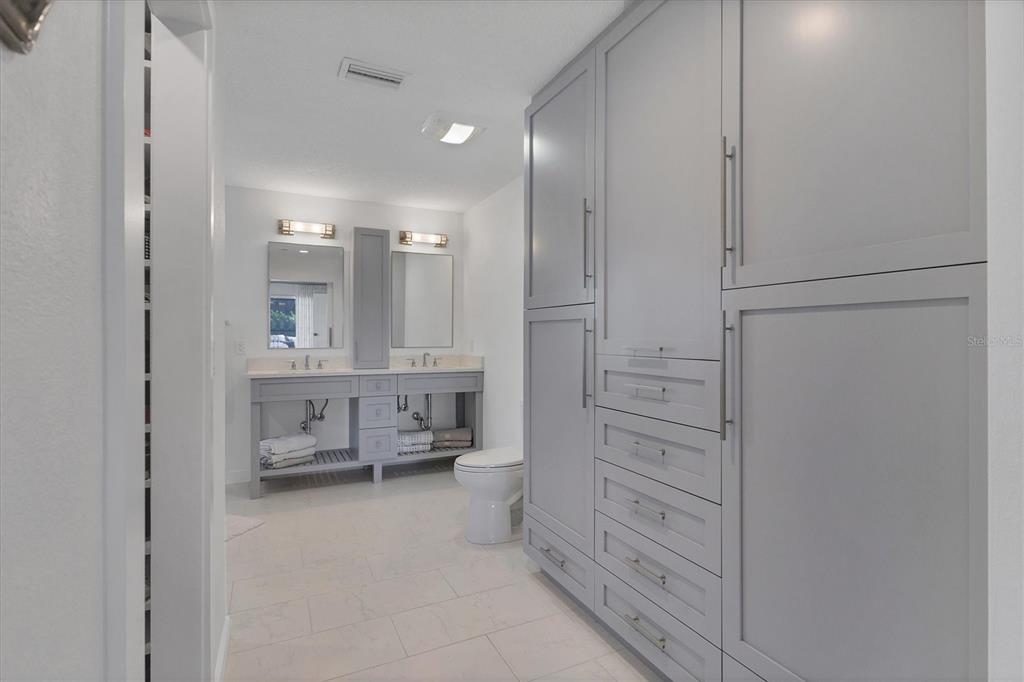 1486 Landview Lane Osprey, FL 34229 - Photo 27 of 78