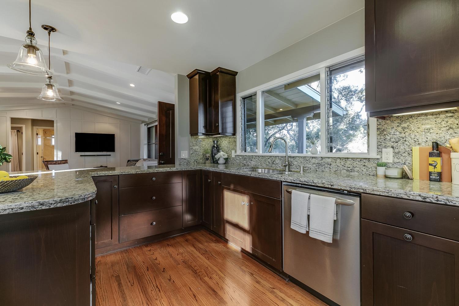 2385 Burnham Road Ojai, CA 93023 - Photo 11 of 39 Gallery Image 11