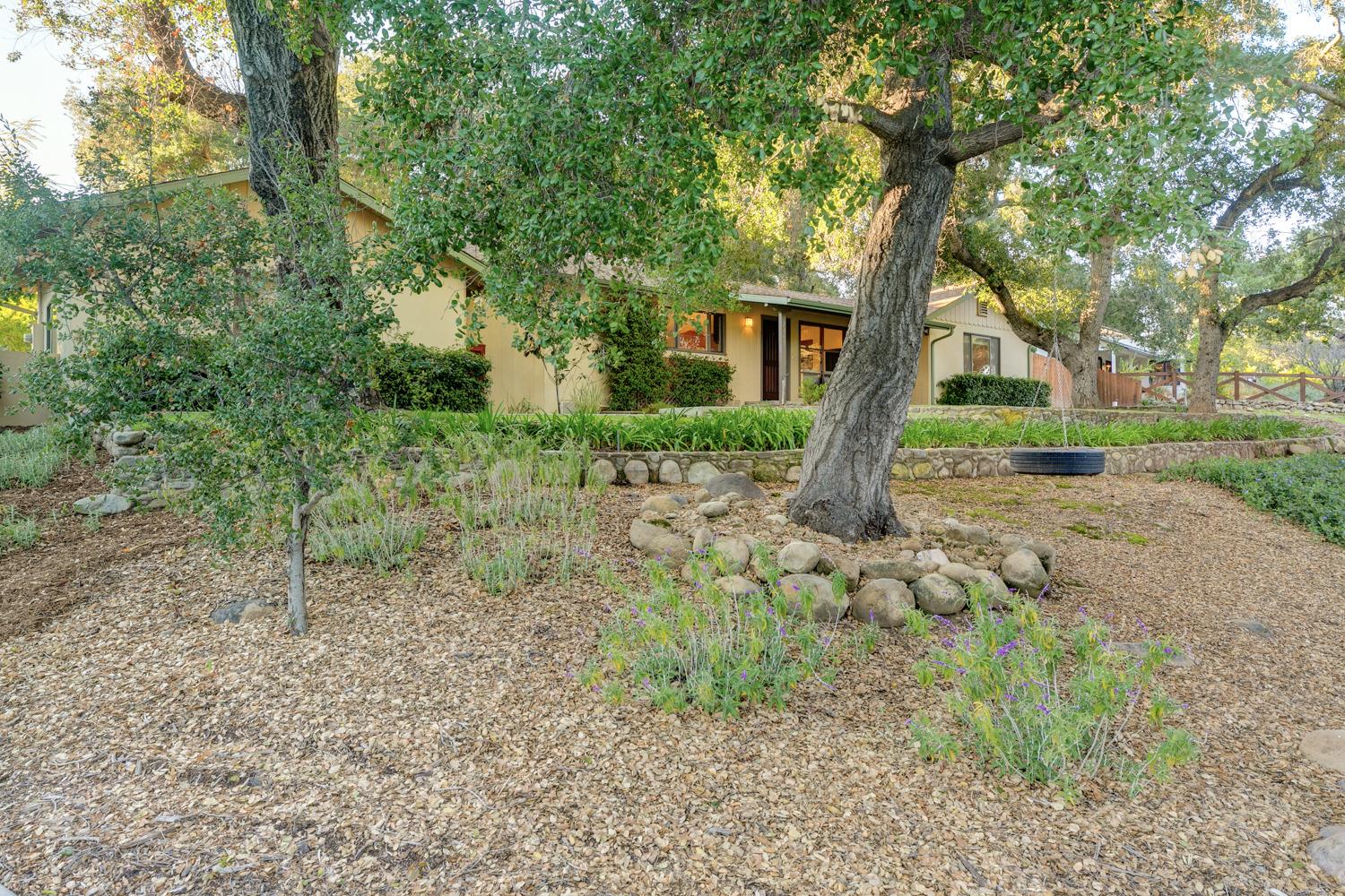 2385 Burnham Road Ojai, CA 93023 - Photo 36 of 39 Gallery Image 36