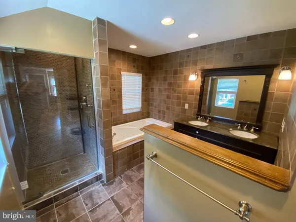 $4,250 | 14 Granville Drive, Silver Spring, MD 20901