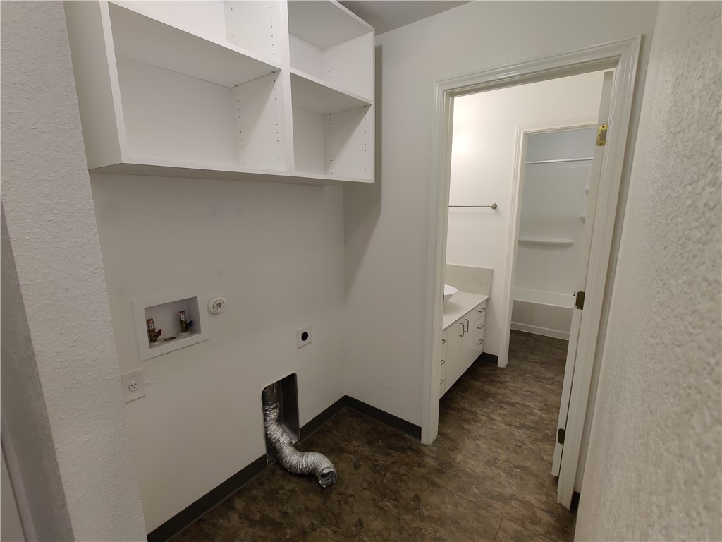 702 West 6th Street, Unit B Taylor, TX 76574 - Photo 8 of 11