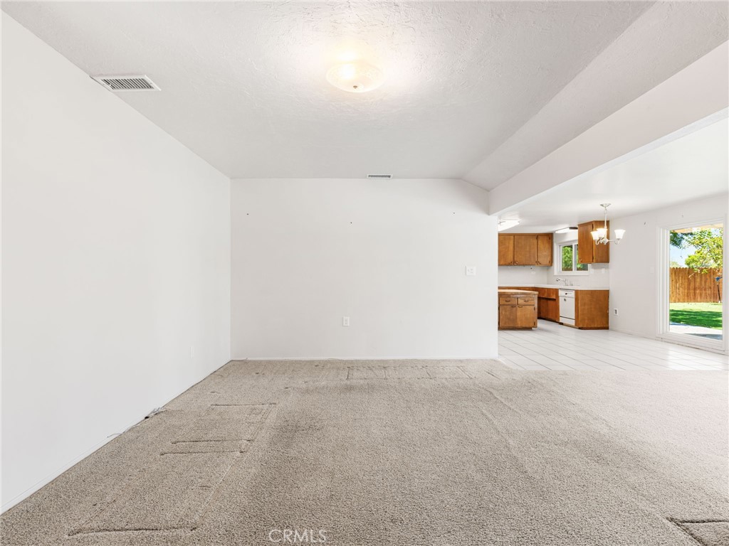 2973 Flanders Road Riverside, CA 92507 - Photo 39 of 55