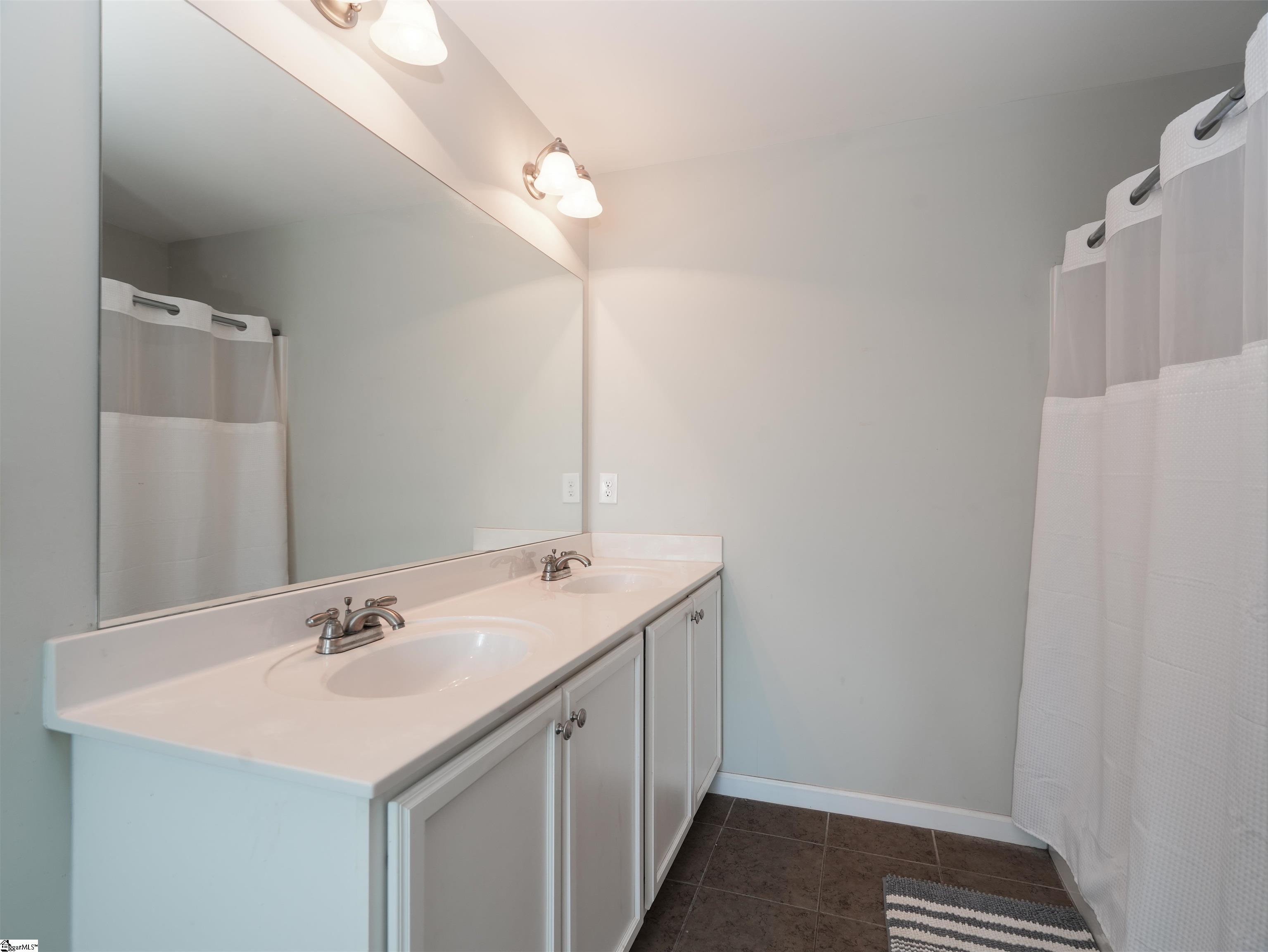 1 Dawson Road Greenville, SC 29609 - Photo 16 of 20 Gallery Image 16