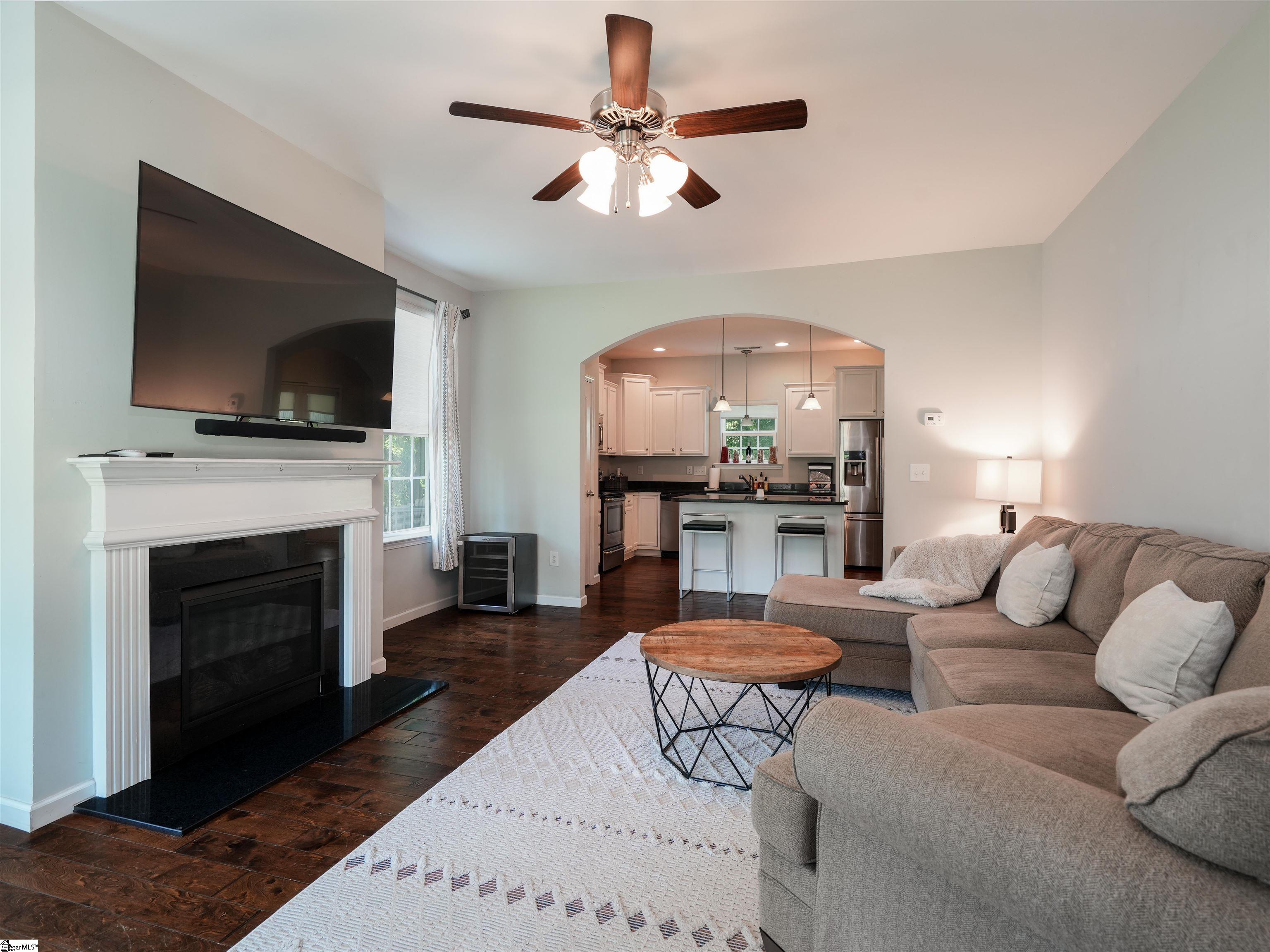 1 Dawson Road Greenville, SC 29609 - Photo 3 of 20 Gallery Image 3