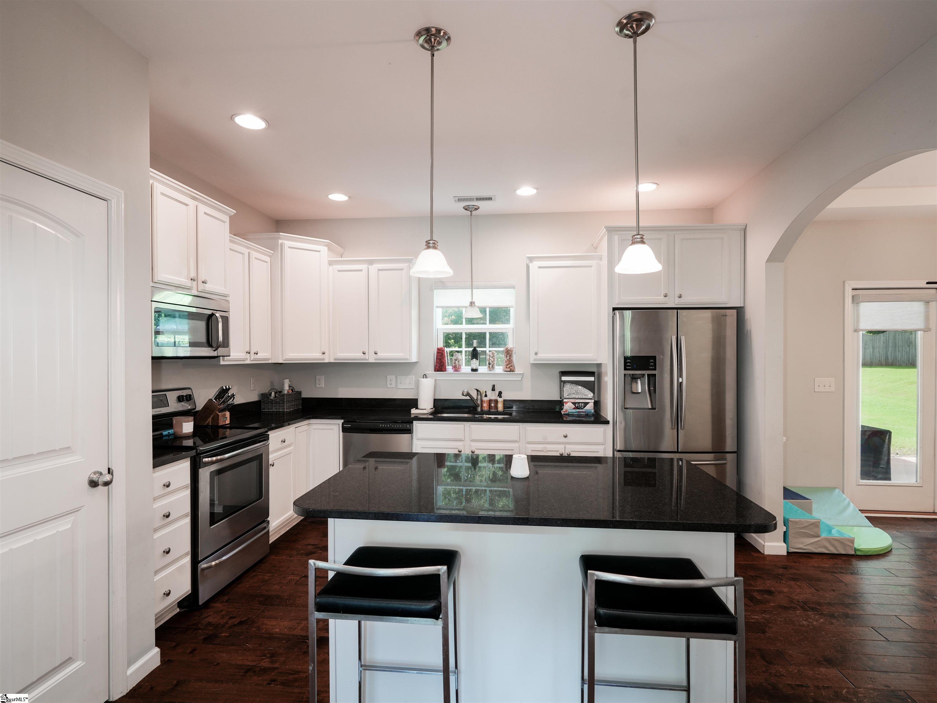 1 Dawson Road Greenville, SC 29609 - Photo 5 of 20 Gallery Image 5