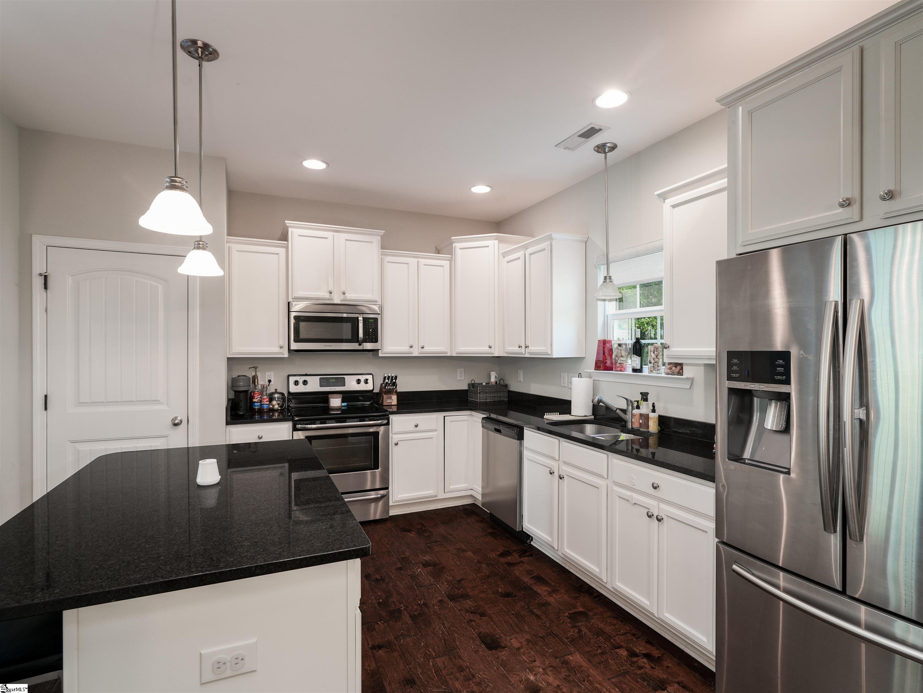 1 Dawson Road Greenville, SC 29609 - Photo 6 of 20 Gallery Image 6