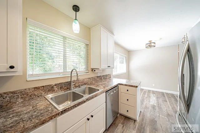 $1,850 | 1827 Whitney Street, Idaho Falls, ID 83402