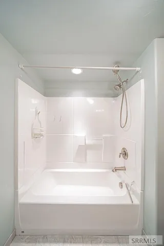 $1,850 | 1827 Whitney Street, Idaho Falls, ID 83402