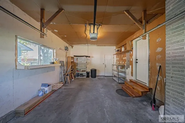 $1,850 | 1827 Whitney Street, Idaho Falls, ID 83402