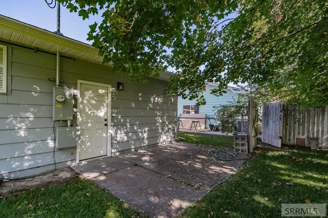 $1,850 | 1827 Whitney Street, Idaho Falls, ID 83402