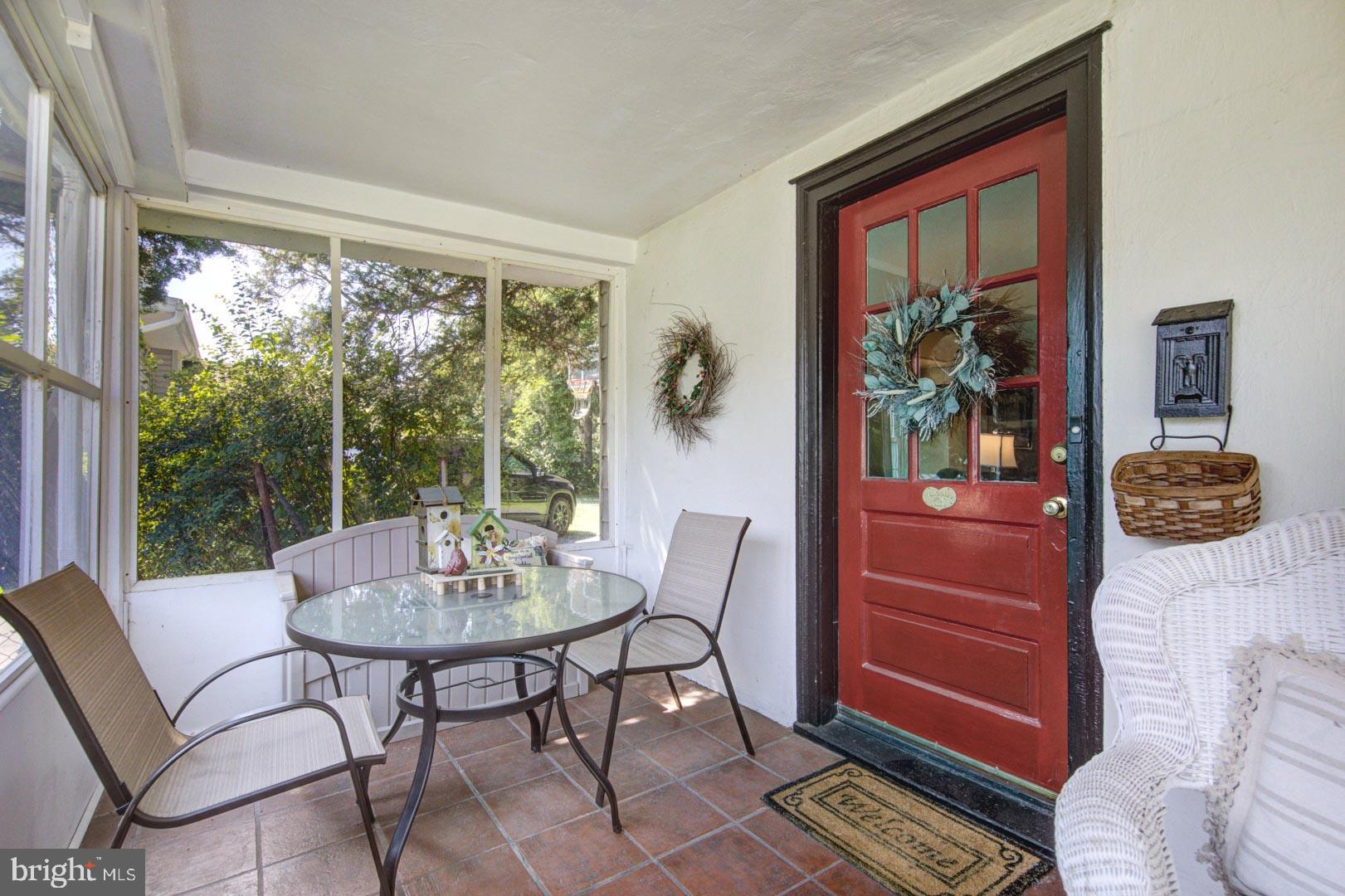 357 Kent Road Springfield, PA 19064 - Photo 4 of 37