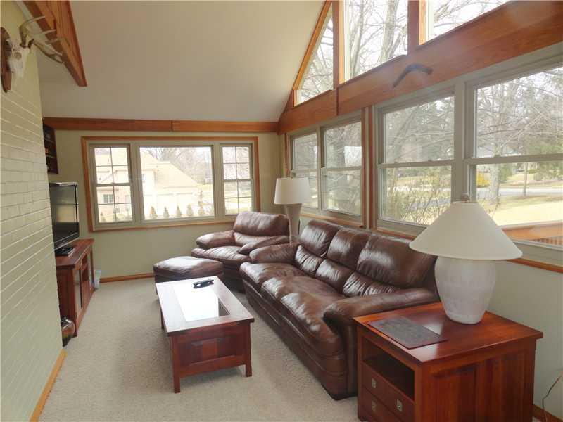 75 West Chapel Ridge Road Fox Chapel, PA 15238 - Photo 2 of 25 Den/Family/Great Room.