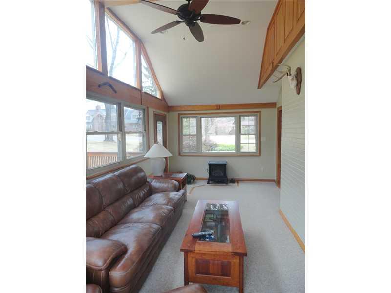 75 West Chapel Ridge Road Fox Chapel, PA 15238 - Photo 7 of 25 Den/Family/Great Room.