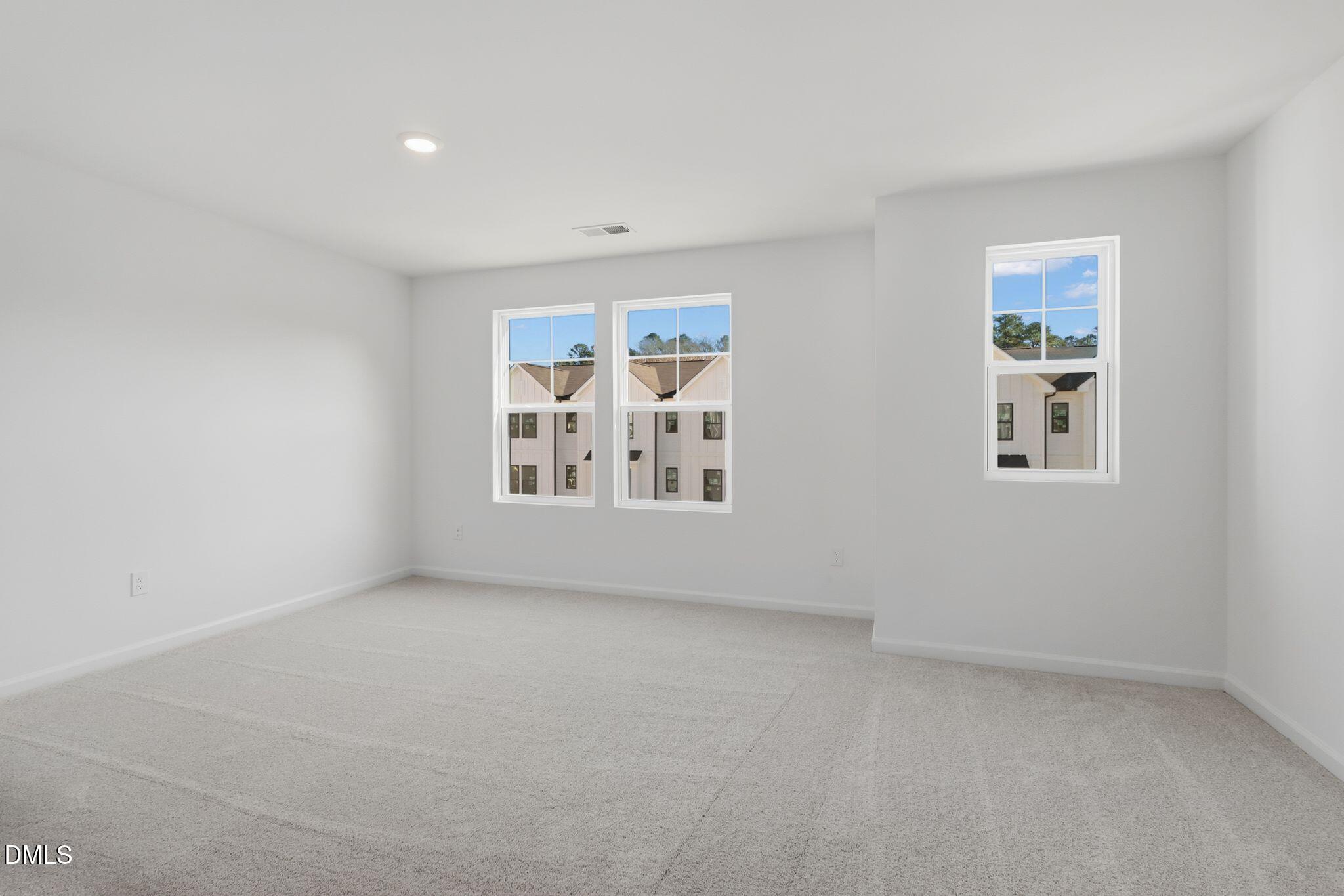 2305 Oakwood Mdws Court Raleigh, NC 27604 - Photo 25 of 34 SUN_ElmGrove_Pic_Jackson_QMI_23_Bed3_1of