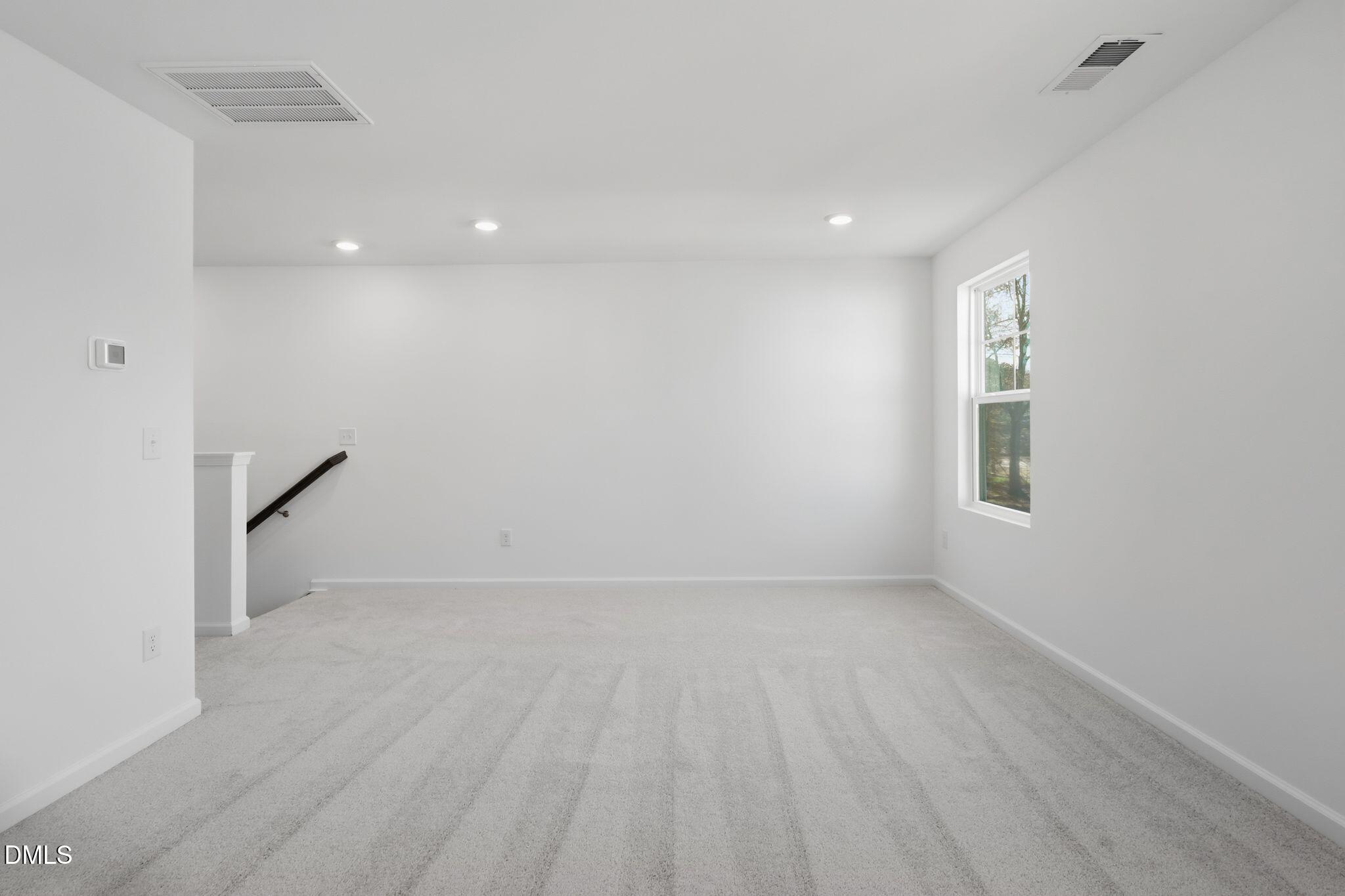 2305 Oakwood Mdws Court Raleigh, NC 27604 - Photo 28 of 34 SUN_ElmGrove_Pic_Jackson_QMI_23_Loft_1of