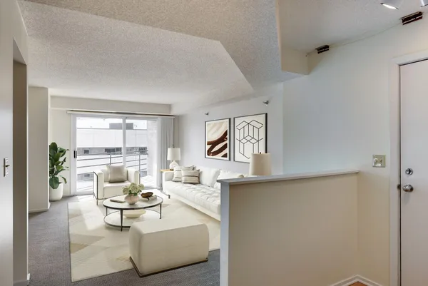 $2,295 | 121 South Washington Avenue, Unit 1102, Minneapolis, MN 55401