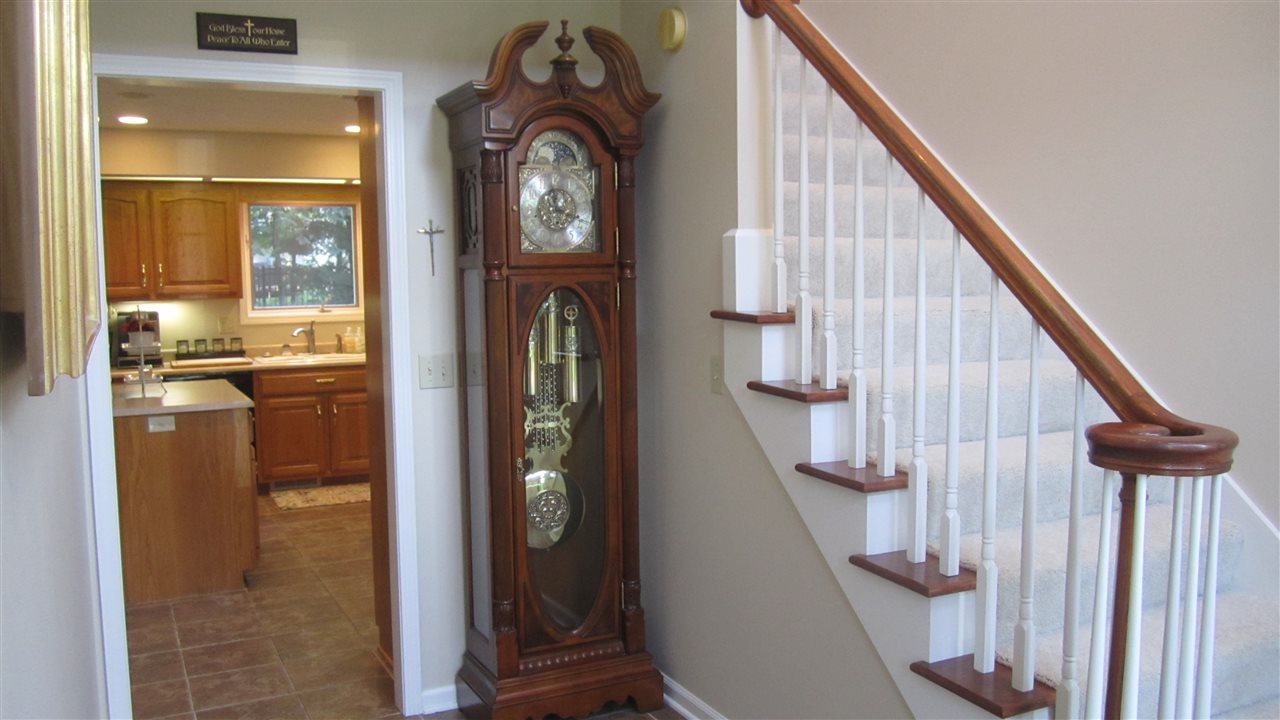 9920 White Cedar Road Fort Wayne, IN 46804 - Photo 3 of 36 Gallery Image 3