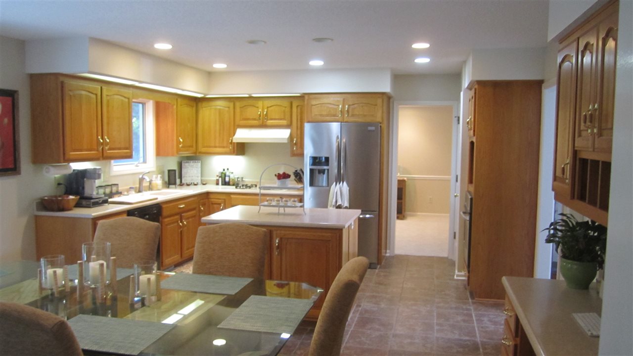 9920 White Cedar Road Fort Wayne, IN 46804 - Photo 8 of 36 Gallery Image 8