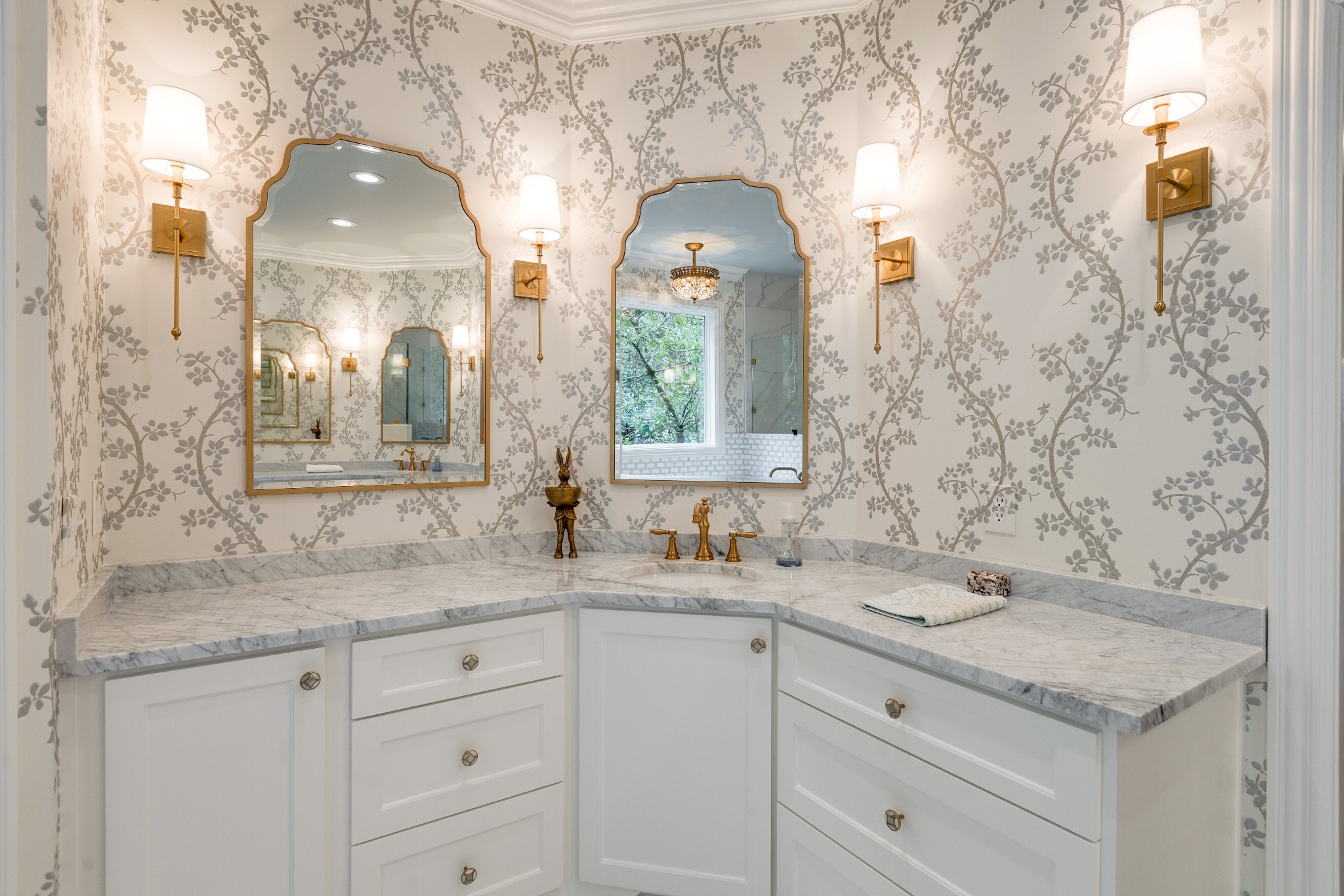 232 Bramerton Court Franklin, TN 37069 - Photo 27 of 58 a bathroom with a double vanity sink and a mirror