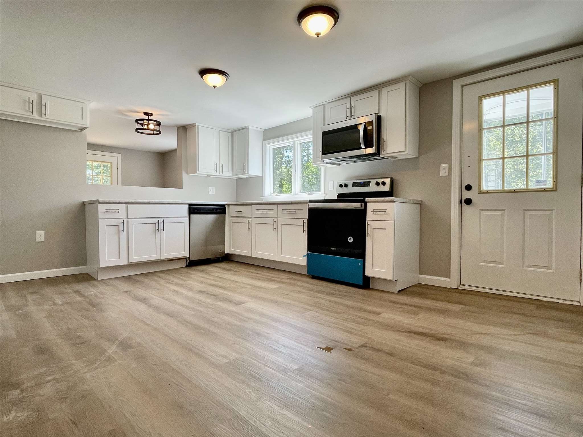 160 Twist Hill Road Dunbarton, NH 03046 - Photo 5 of 25