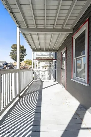 $4,250 | 21 1/2 Mt Vernon Street, Unit 3, Boston, MA 02125