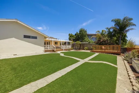 $2,595,000 | 656 Spar Drive, Redwood City, CA 94065