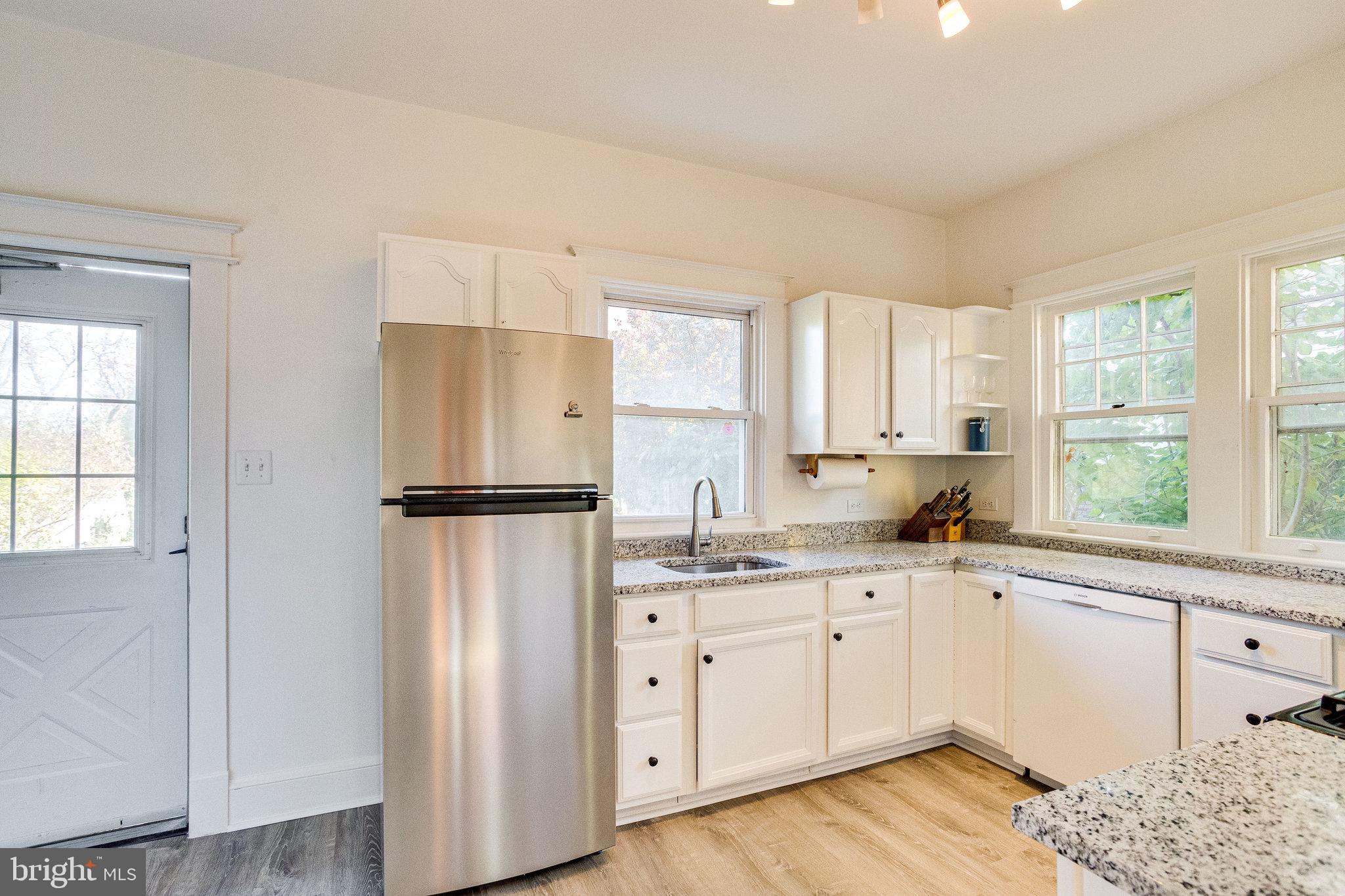 9011 Colesville Road Silver Spring, MD 20910 - Photo 13 of 28