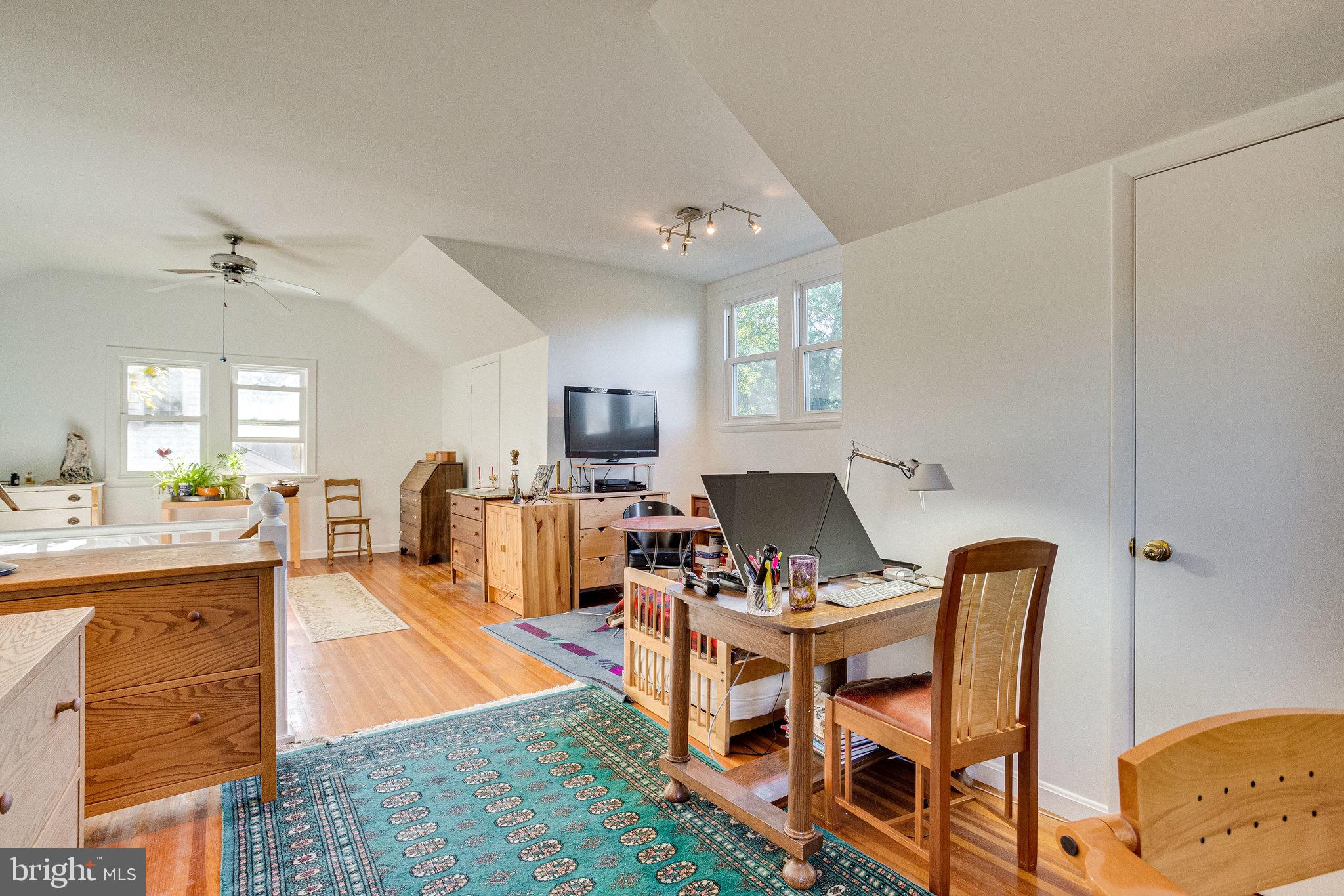 9011 Colesville Road Silver Spring, MD 20910 - Photo 27 of 28