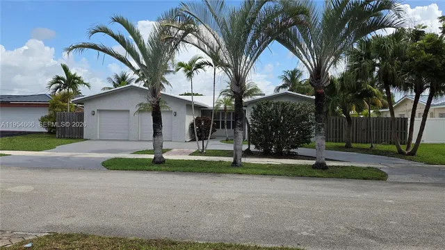$6,950 | 1245 Coral Lane, Hollywood, FL 33019
