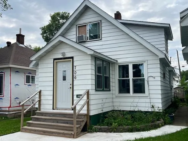 $119,900 | 706 Clay Street, Eveleth, MN 55734