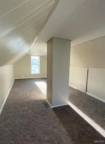 $1,200 | 1201 North Charles Street, Belleville, IL 62221