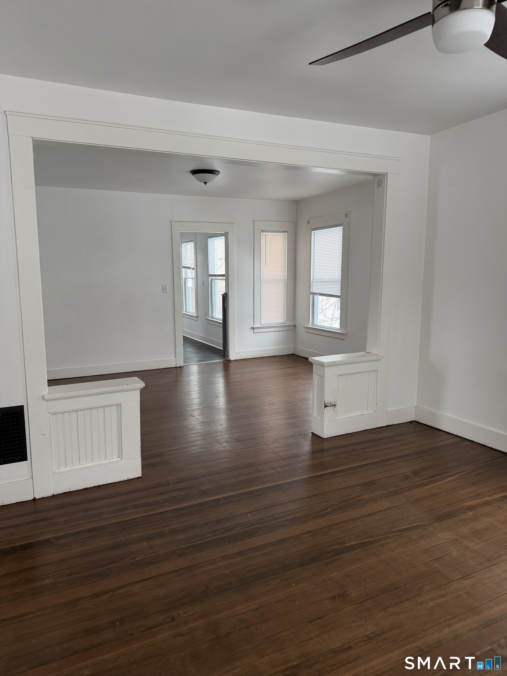 31 Winthrop Street Meriden, CT 06451 - Photo 2 of 8