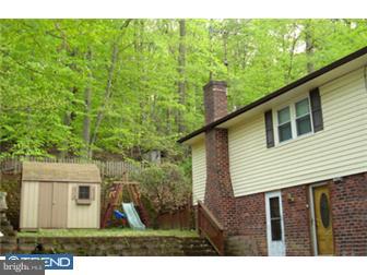 365 Arden Road Conshohocken, PA 19428 - Photo 11 of 11 Exterior Side