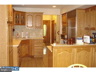 365 Arden Road Conshohocken, PA 19428 - Photo 4 of 11 Kitchen