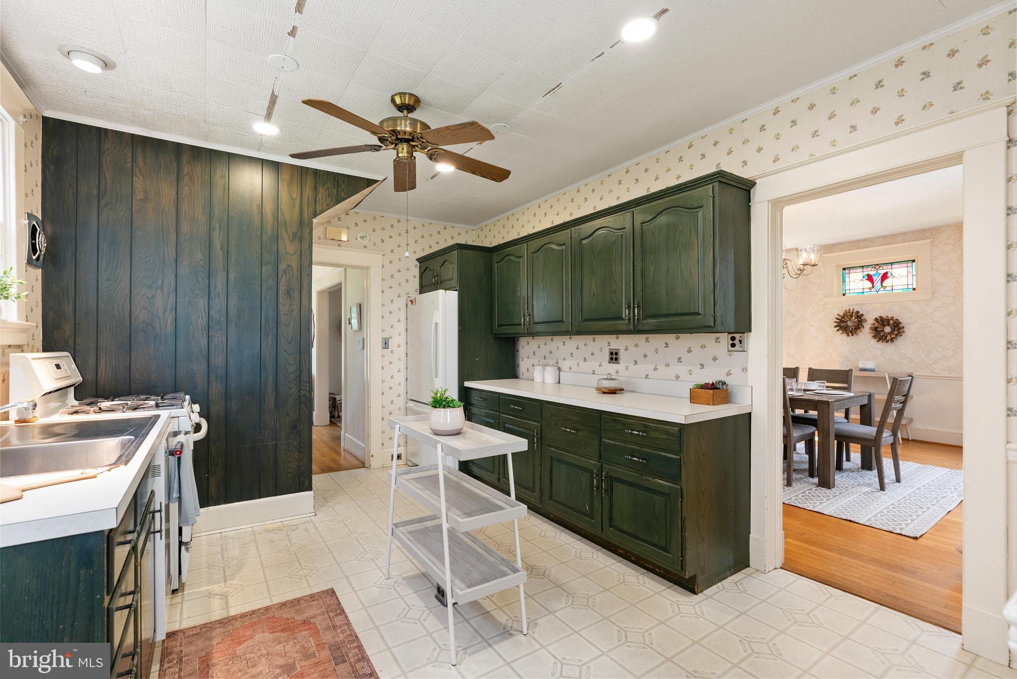 510 Dunkirk Road Baltimore, MD 21212 - Photo 12 of 33 Kitchen
