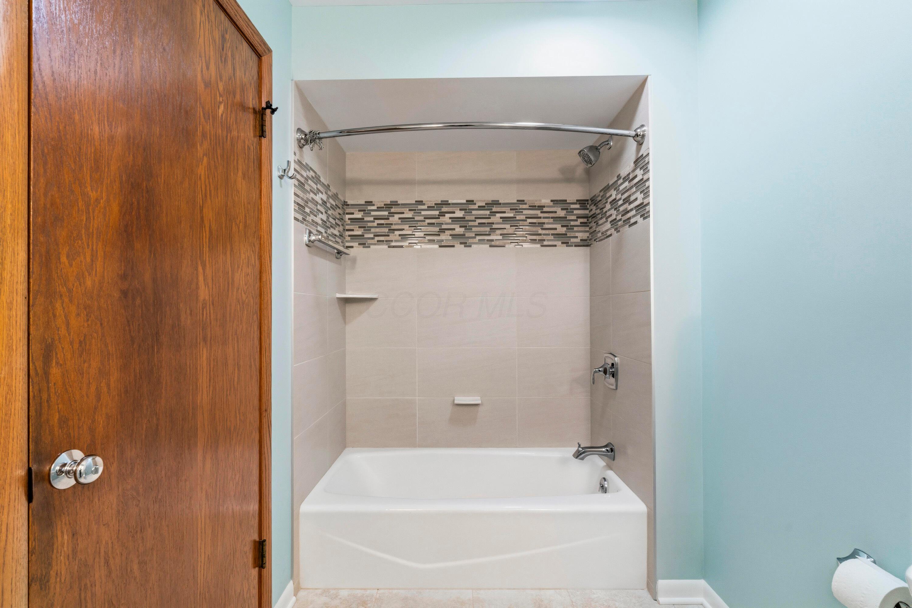 2151 Pinebrook Road Upper Arlington, OH 43220 - Photo 40 of 67