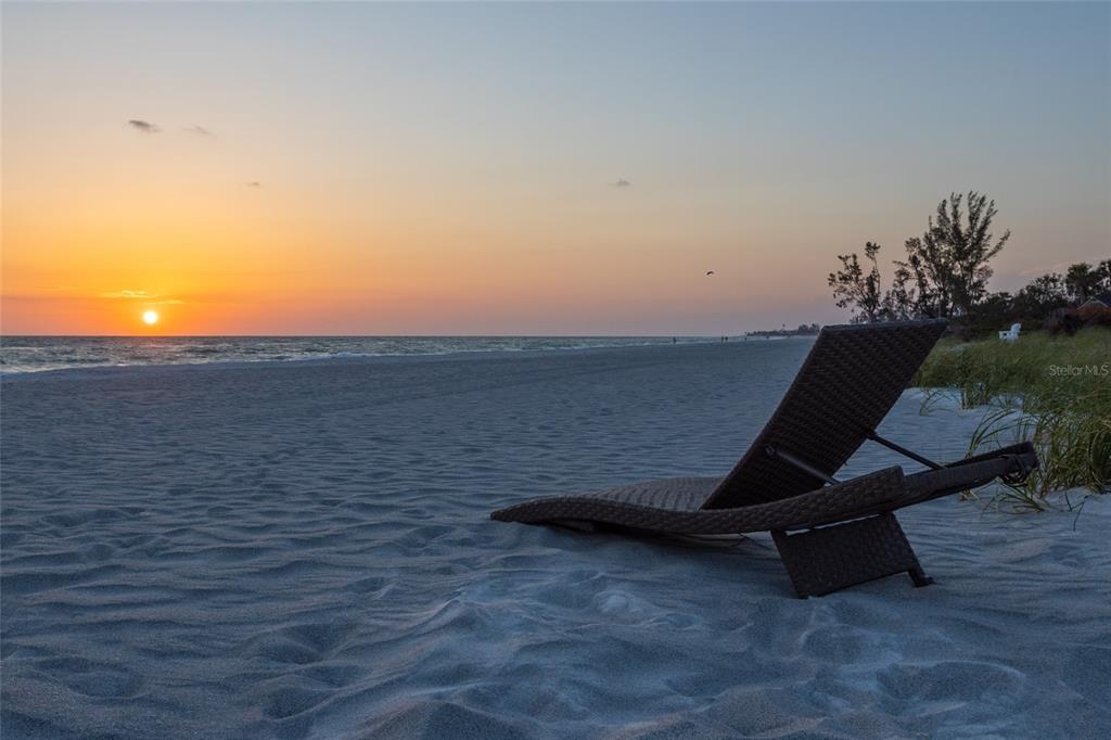 560 Gulf Bay Road Longboat Key, FL 34228 - Photo 13 of 38 a view of a ocean beach