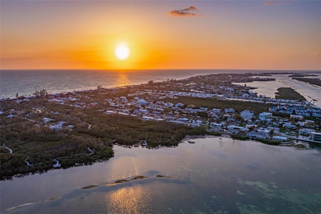 560 Gulf Bay Road Longboat Key, FL 34228 - Photo 6 of 38 a view of city and ocean