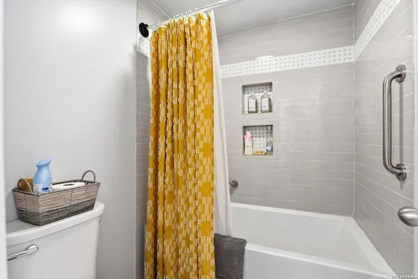 $250,000 | 3678 Hidden Drive, Unit 103, San Antonio, TX 78217